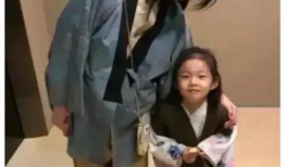 娱乐圈吃瓜爆恋情,揭秘明星甜蜜瞬间